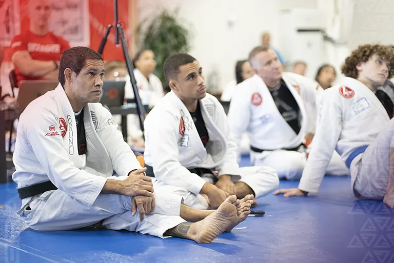 img_pessoas_04_gracie_barra